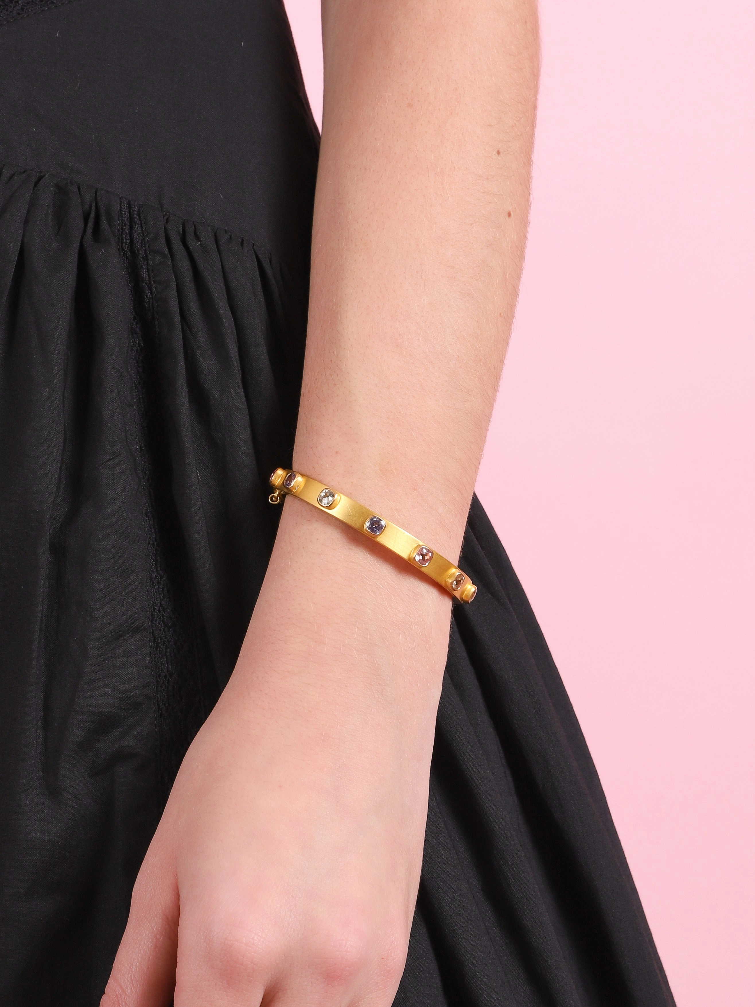 22k Pastel Sapphire Bracelet