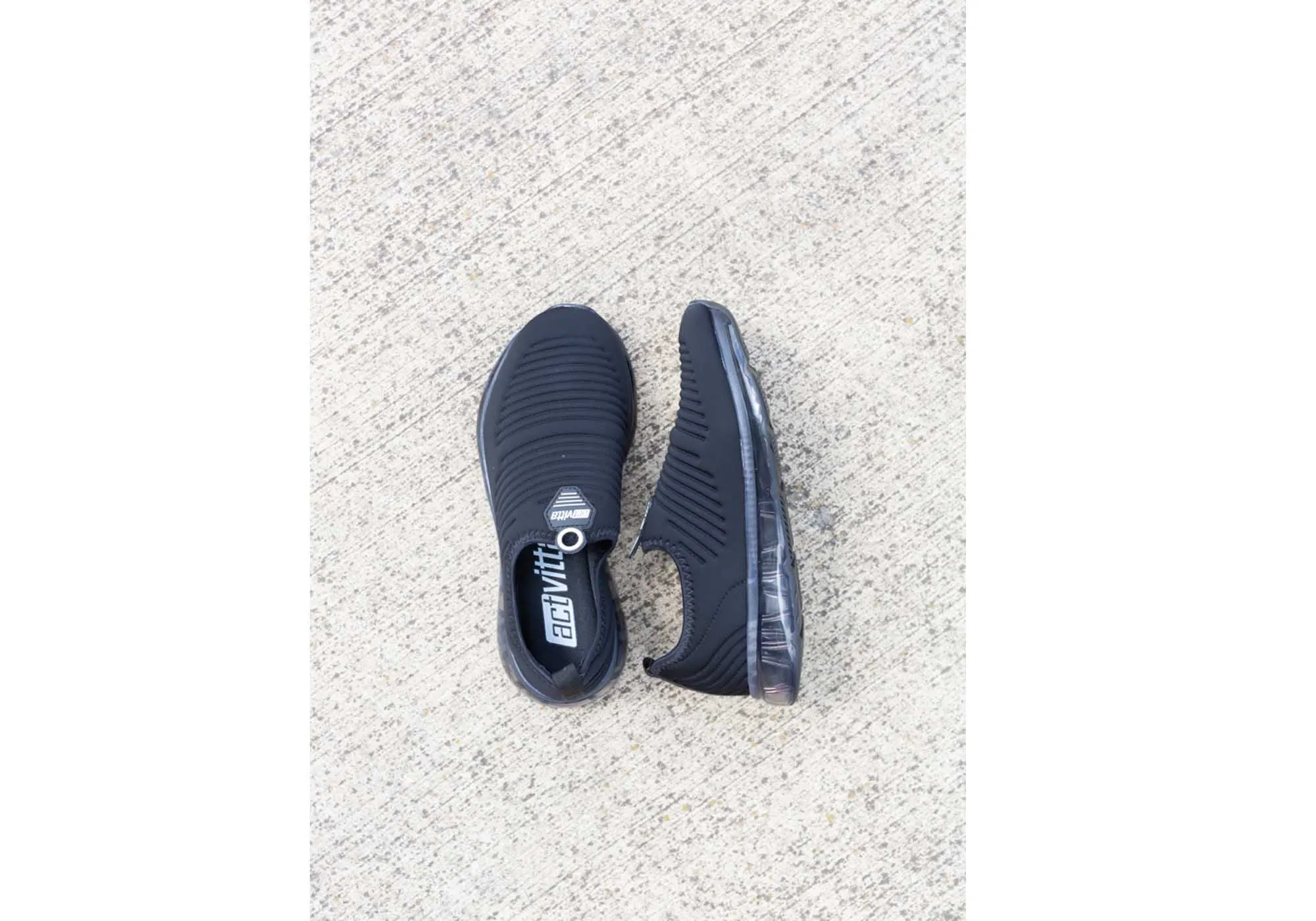 Actvitta Anya Chaussures Actives Confortables pour Femmes avec Coussinet Fabriquées au Brésil Chaussures Actvitta