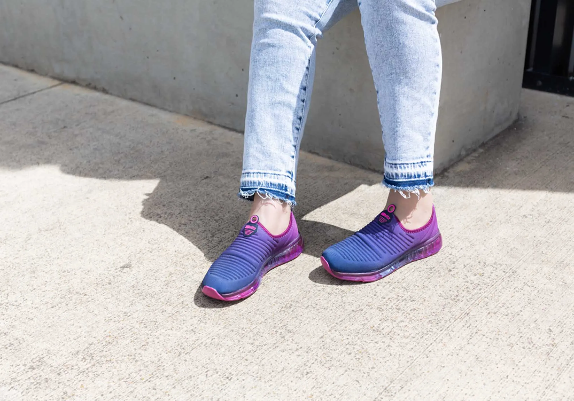 Actvitta Anya Chaussures Actives Confortables pour Femmes avec Coussinet Fabriquées au Brésil Chaussures Actvitta