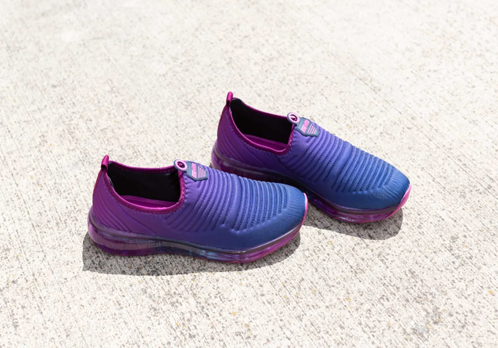 Actvitta Anya Chaussures Actives Confortables pour Femmes avec Coussinet Fabriquées au Brésil Chaussures Actvitta