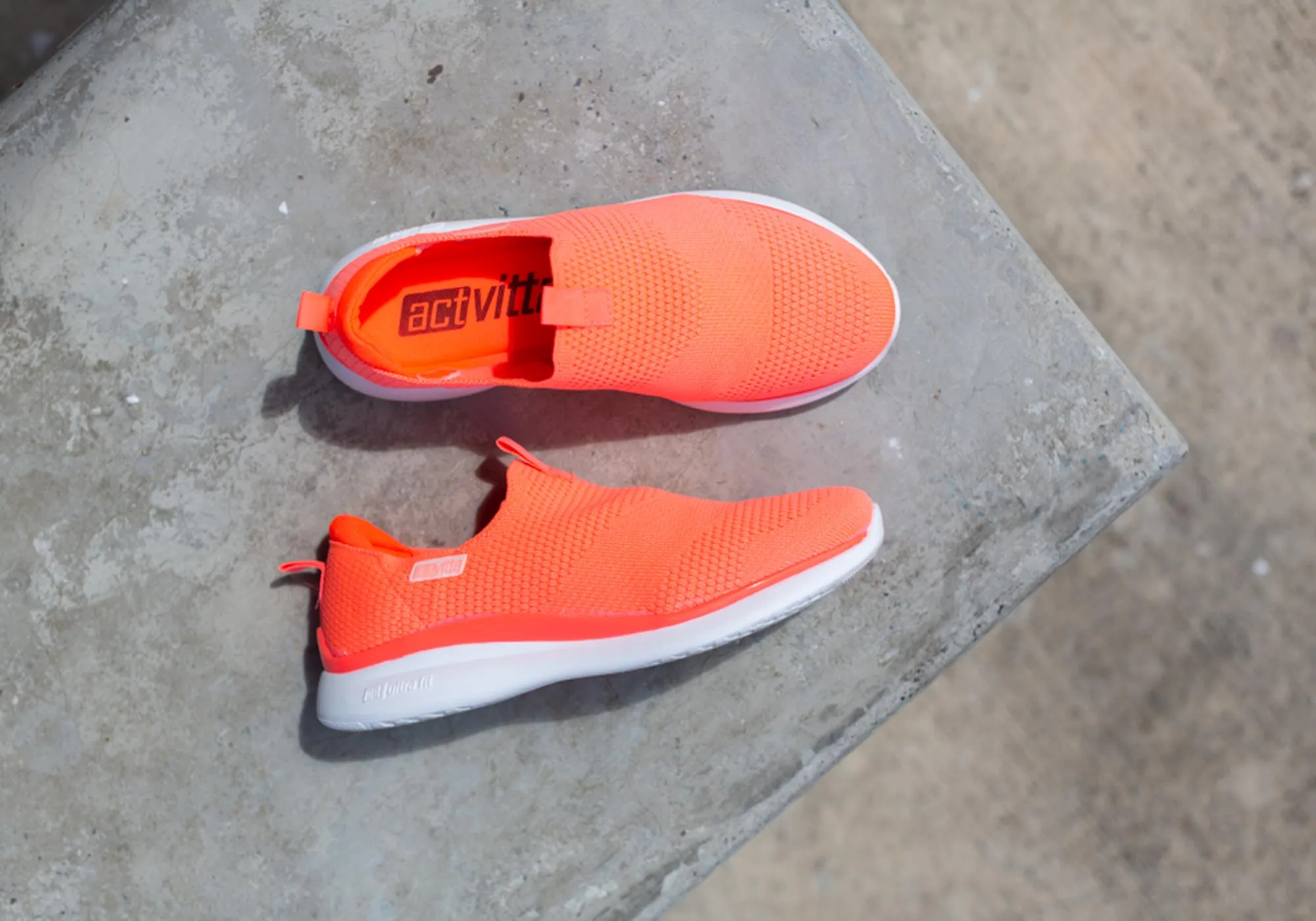 Actvitta Ella Chaussures Actives Confortables pour Femmes avec Coussinets Fabriquées au Brésil Chaussures Actvitta