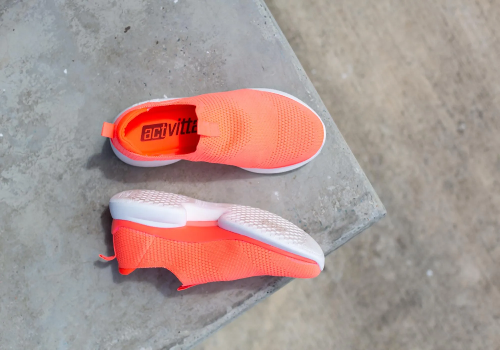 Actvitta Ella Chaussures Actives Confortables pour Femmes avec Coussinets Fabriquées au Brésil Chaussures Actvitta