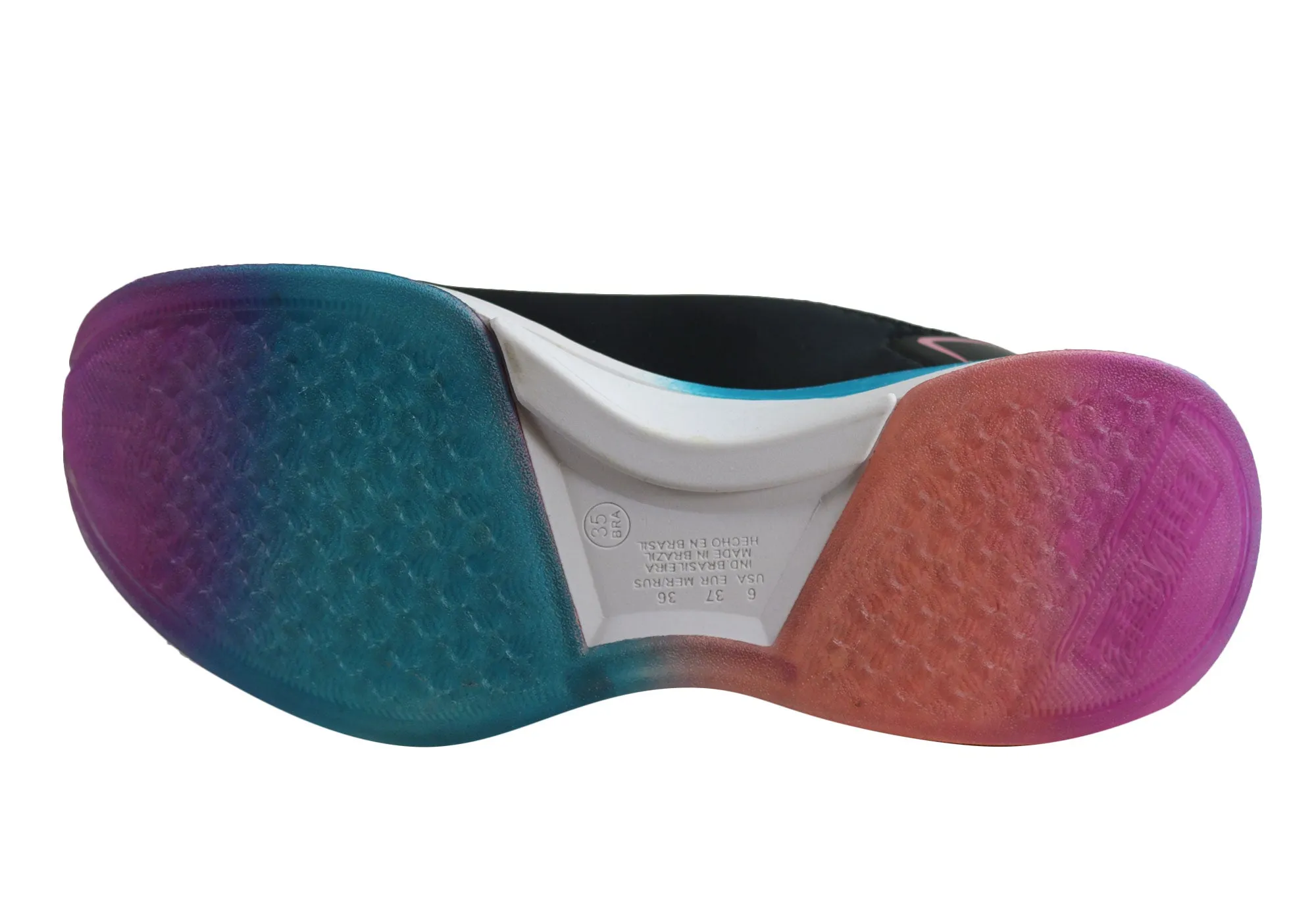 Actvitta Emmence Chaussures Actives Confortables pour Femmes avec Coussinet Fabriquées au Brésil Chaussures Actvitta