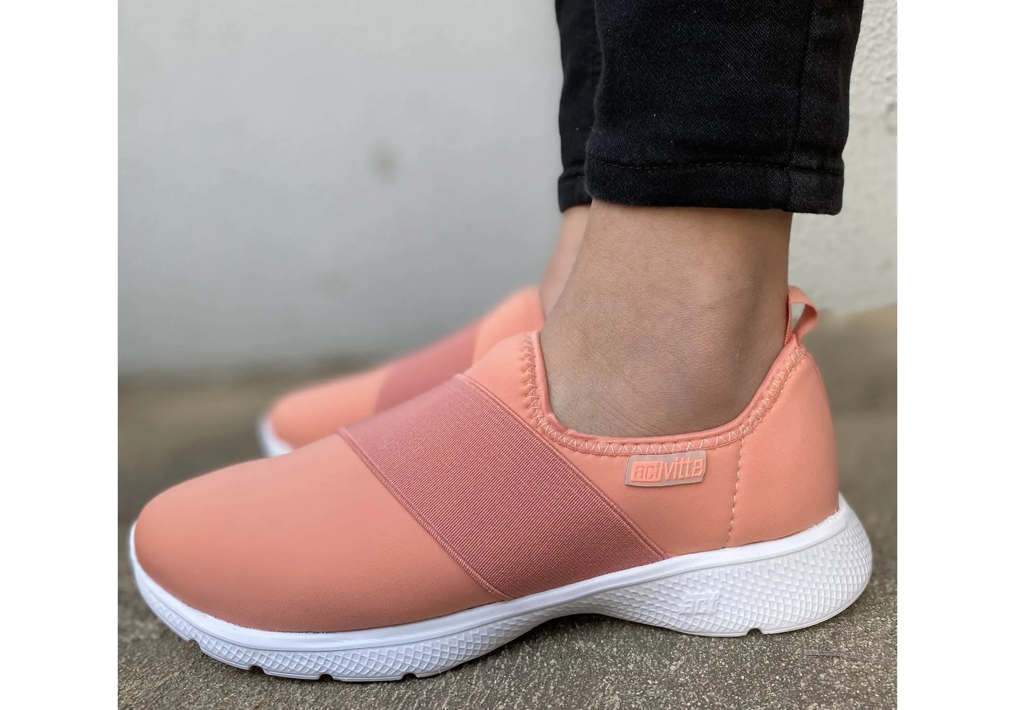 Actvitta Gemini Chaussures Actives Confortables pour Femmes avec Coussinet Fabriquées au Brésil Chaussures Actvitta