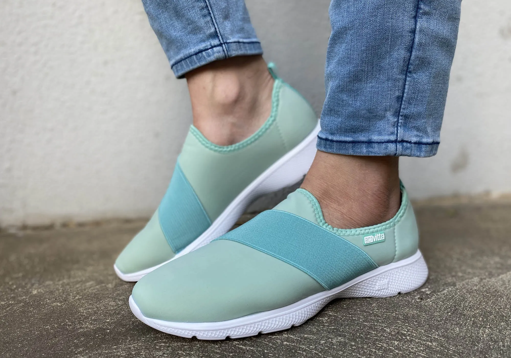 Actvitta Gemini Chaussures Actives Confortables pour Femmes avec Coussinet Fabriquées au Brésil Chaussures Actvitta