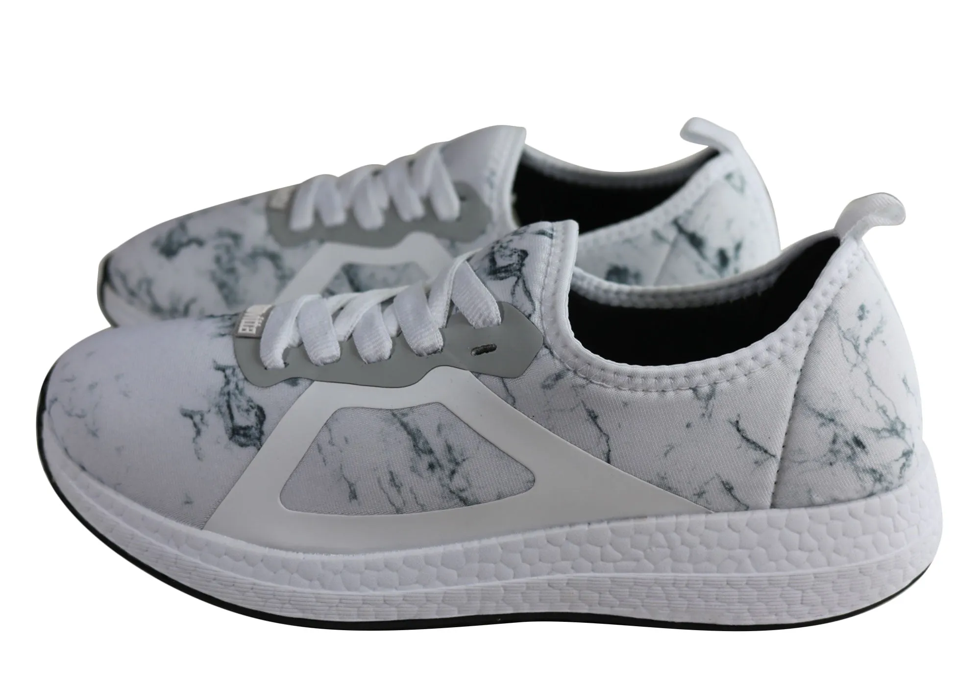 Actvitta Tani Chaussures Actives Confortables pour Femmes avec Coussinets Fabriquées au Brésil Chaussures Actvitta