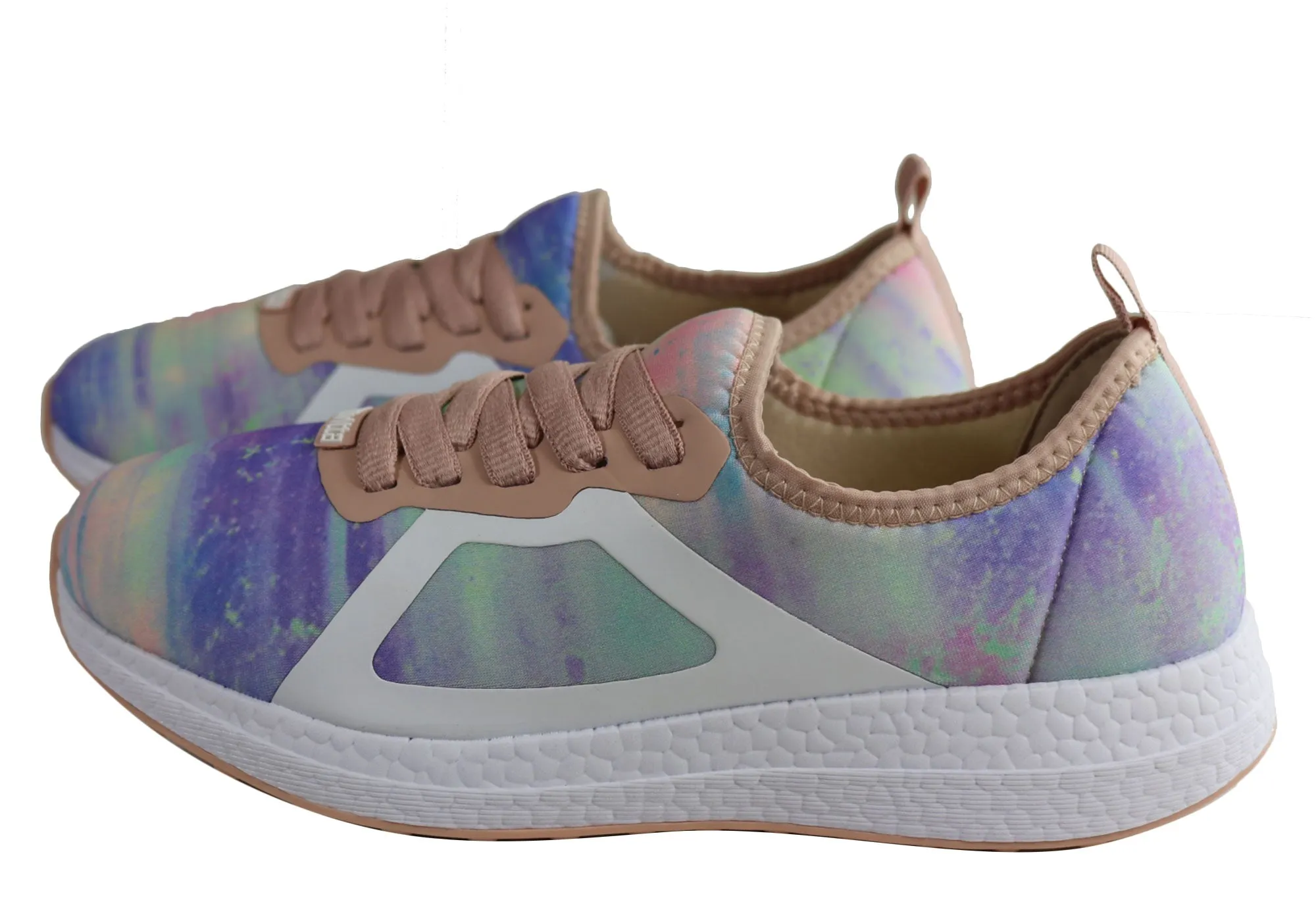 Actvitta Tani Chaussures Actives Confortables pour Femmes avec Coussinets Fabriquées au Brésil Chaussures Actvitta