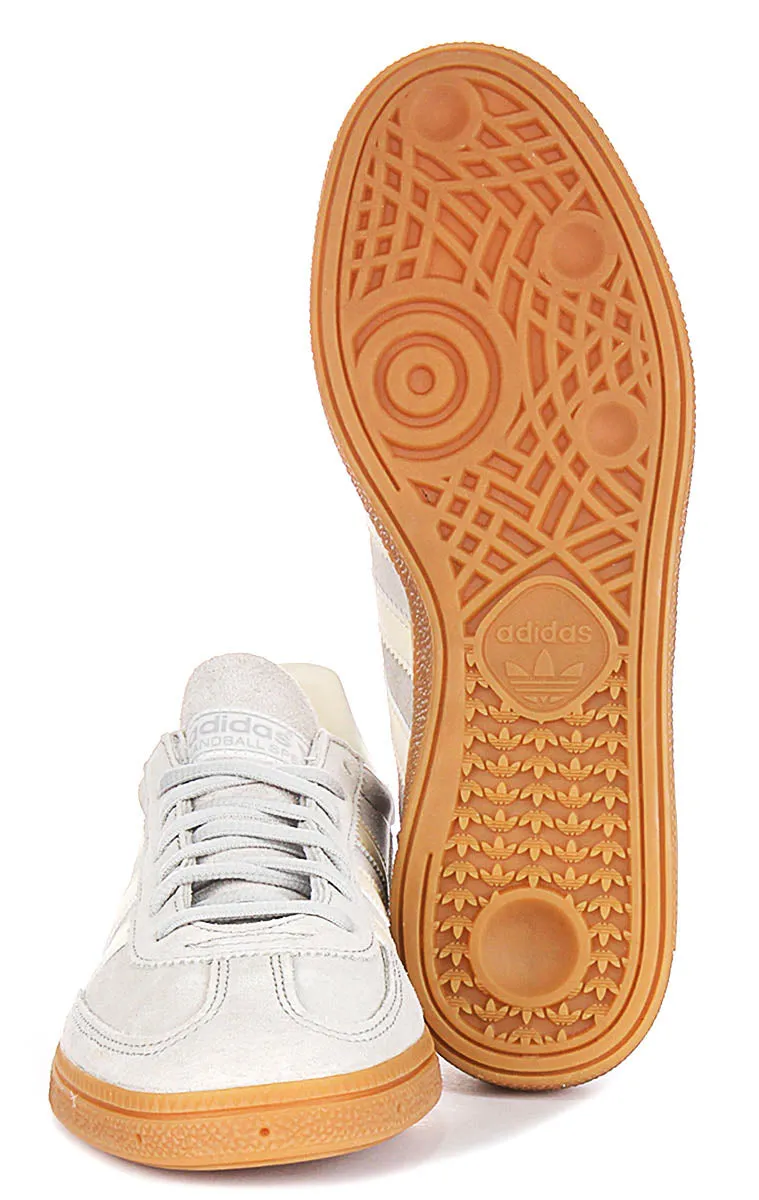 Adidas Handball Spezial en gris pour femmes Chaussures Adidas