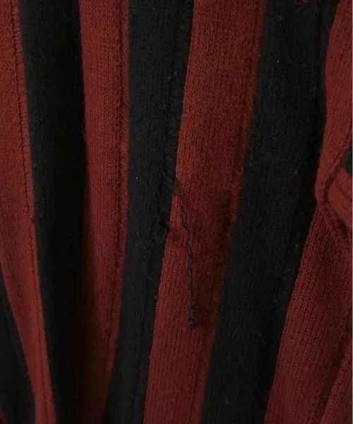 Pulls ALMOSTBLACK