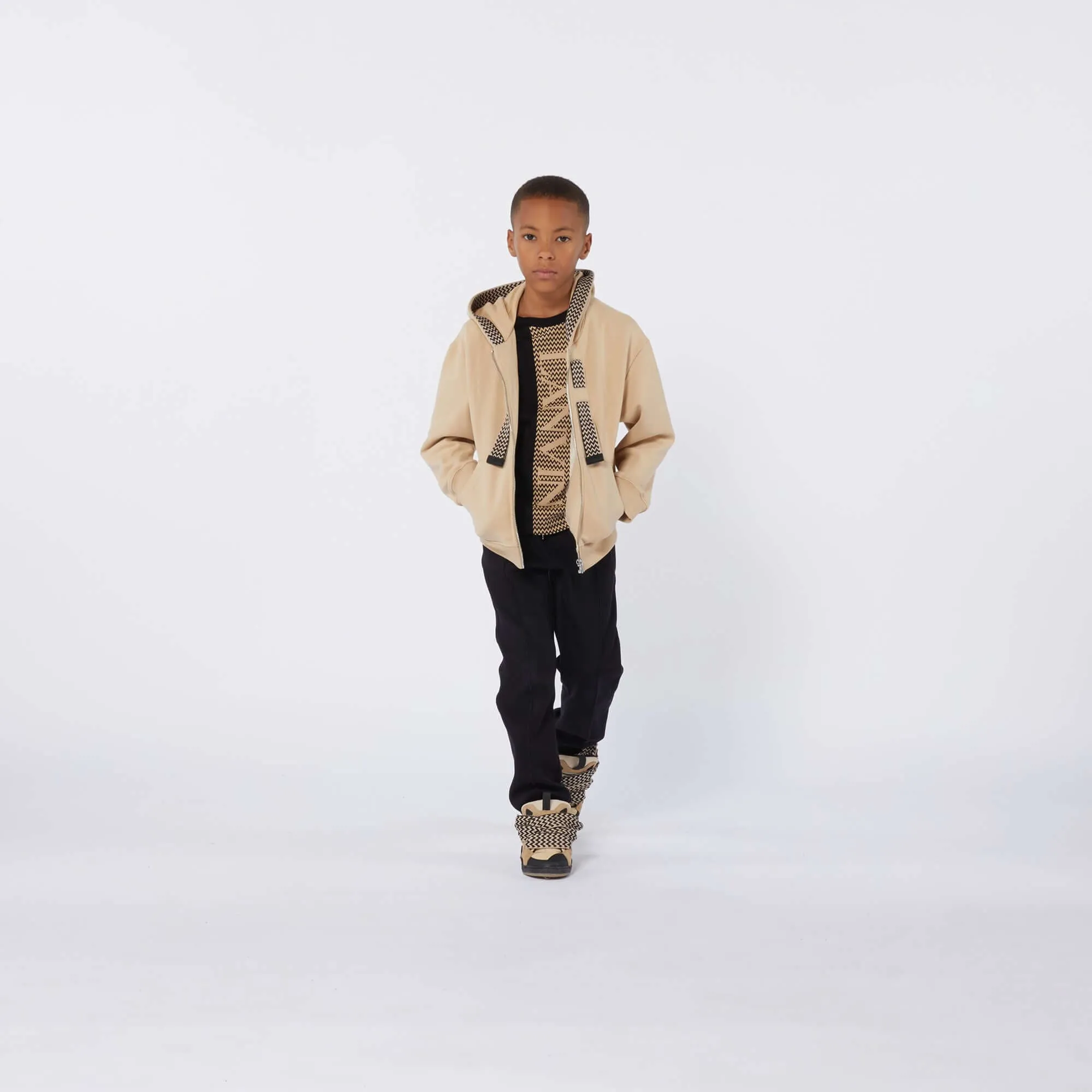 Pull à capuche avec zip et logo Curb beige pour garçons