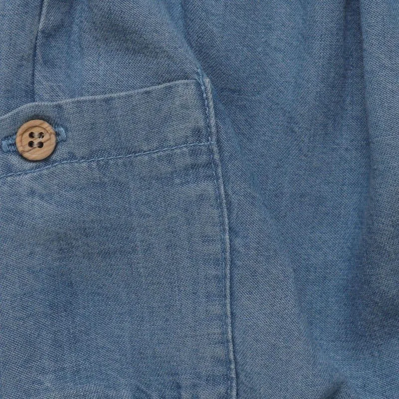 Chemise blanche pour garçon avec short style denim