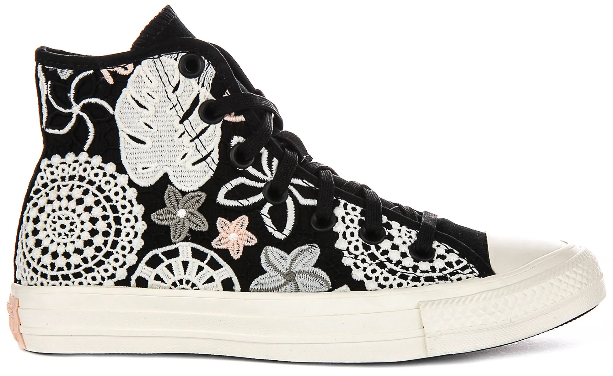 Converse A07536C Chaussures pour Femme à Motifs Floraux Crochetés en Noir