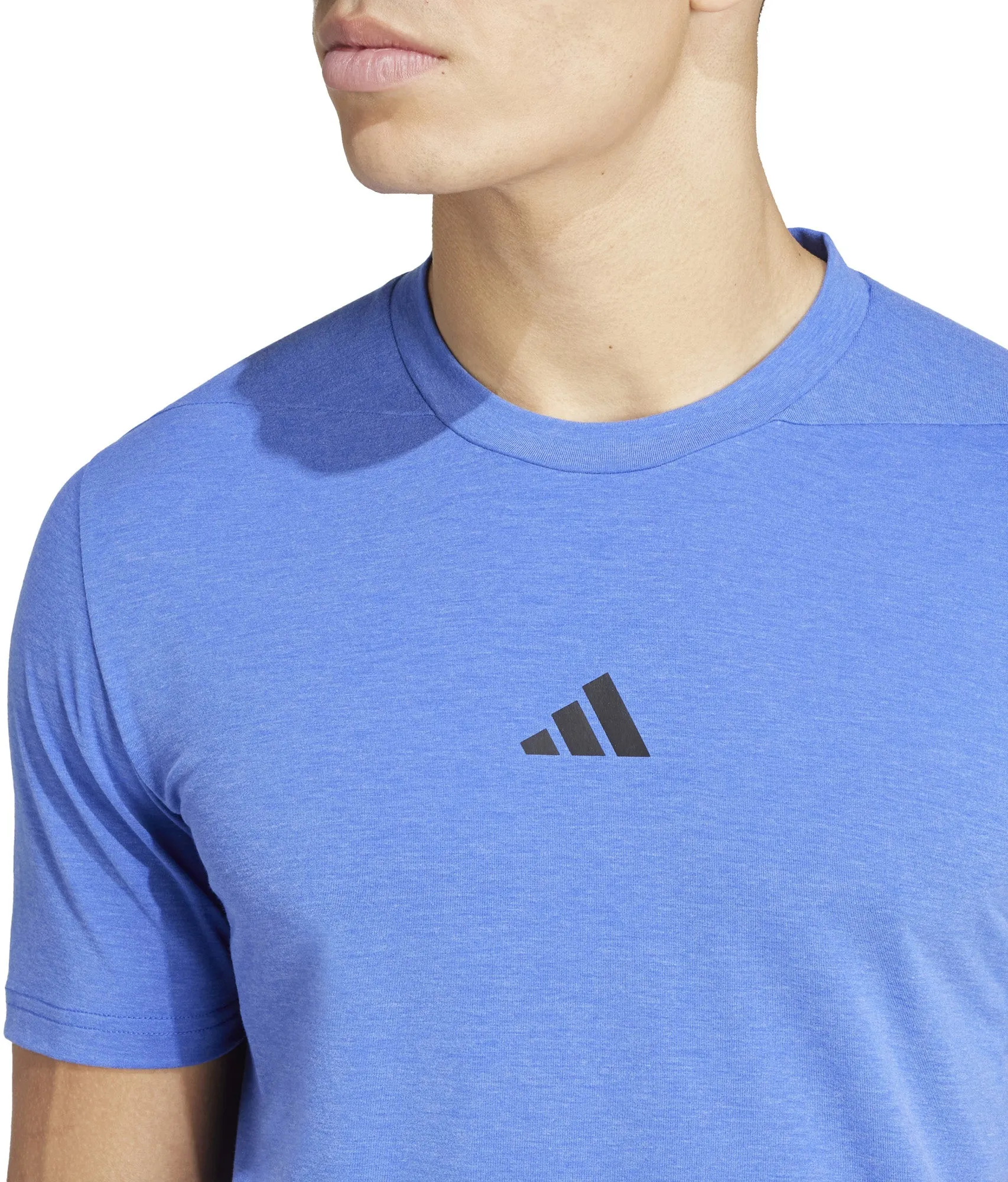 T-shirt d'entraînement conçu pour le sport