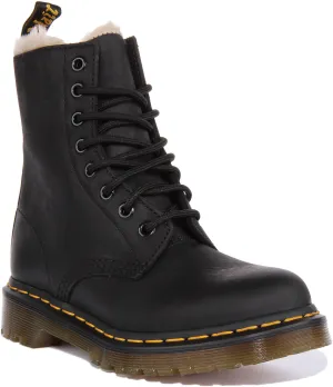 Dr Martens 1460 Serena en noir pour femmes Chaussures Dr Martens