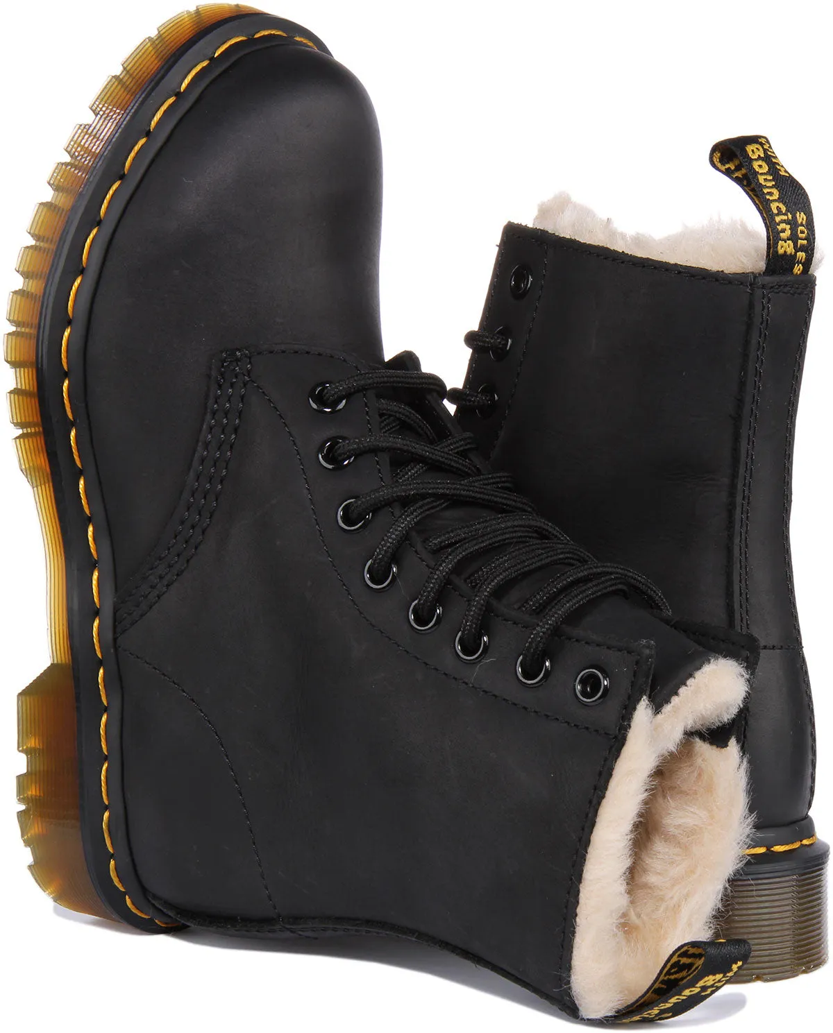 Dr Martens 1460 Serena en noir pour femmes Chaussures Dr Martens