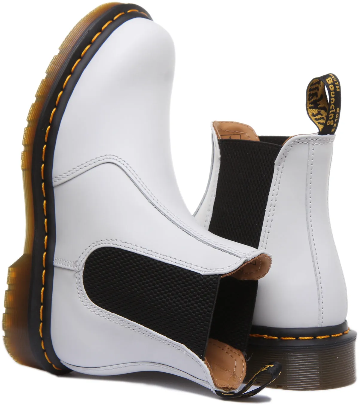 Dr Martens 2976 Ys En Blanc Pour Femme Chaussures Dr Martens