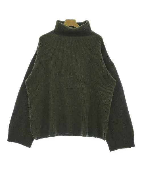 Pulls Edwina Horl
