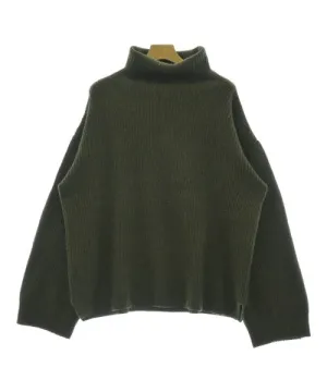 Pulls Edwina Horl