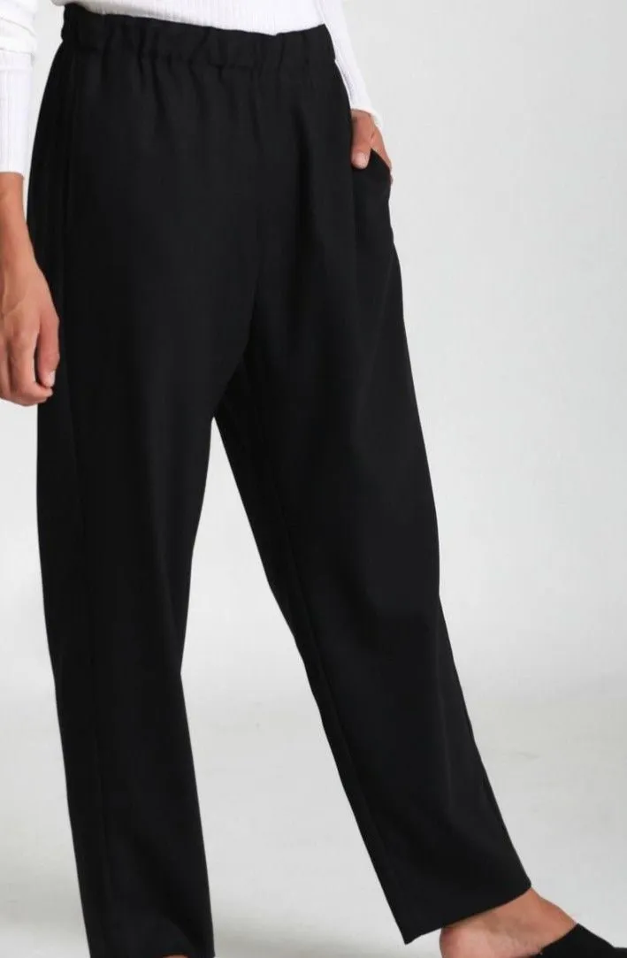 PANTALON TIRELLE ELLE EN LAINE ÉLASTIQUE ITALIENNE