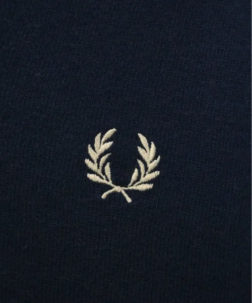 Pulls FRED PERRY