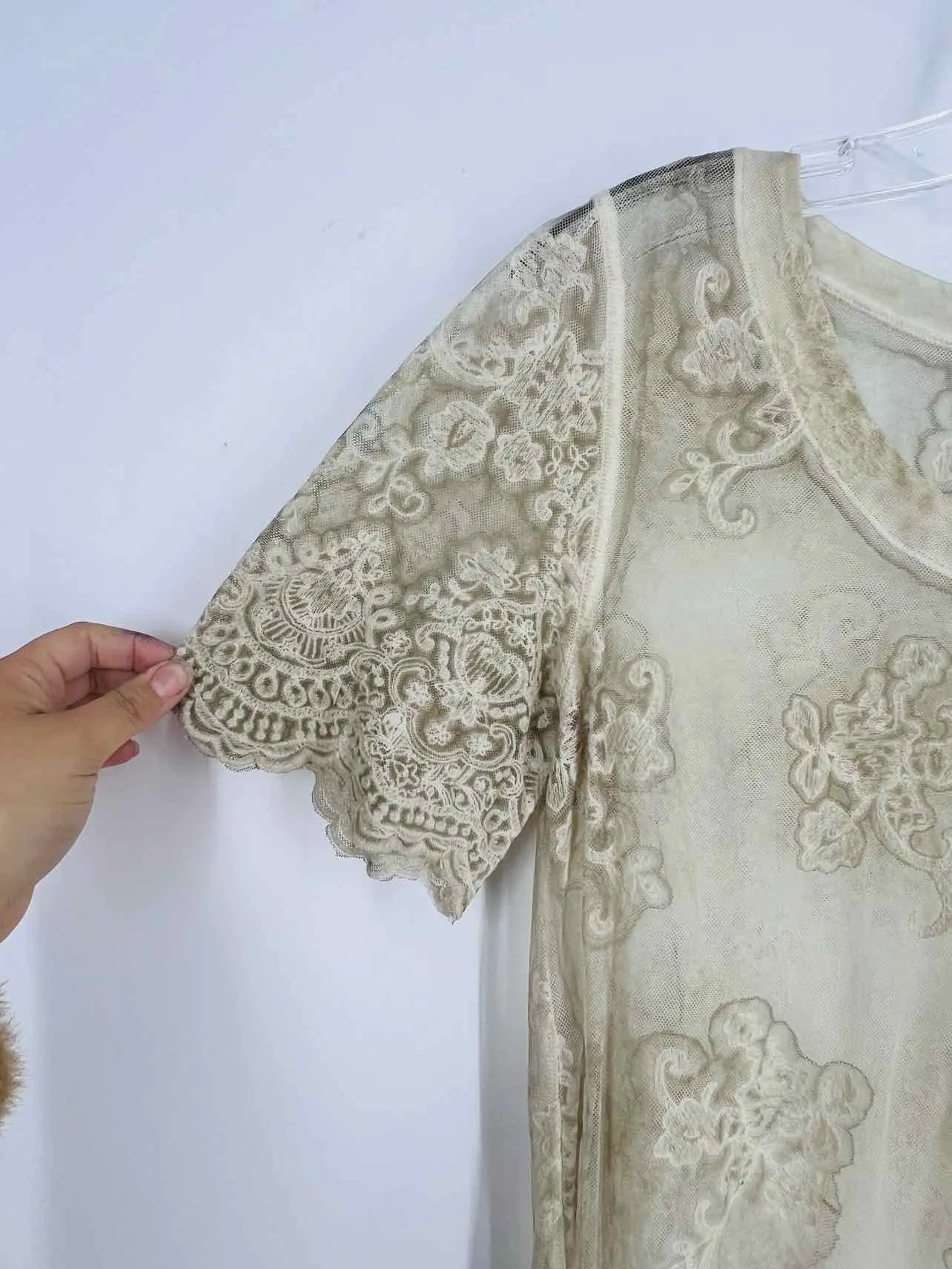 Gretty Zueger Taille M Tunique Brodée en Dentelle Ivoire
