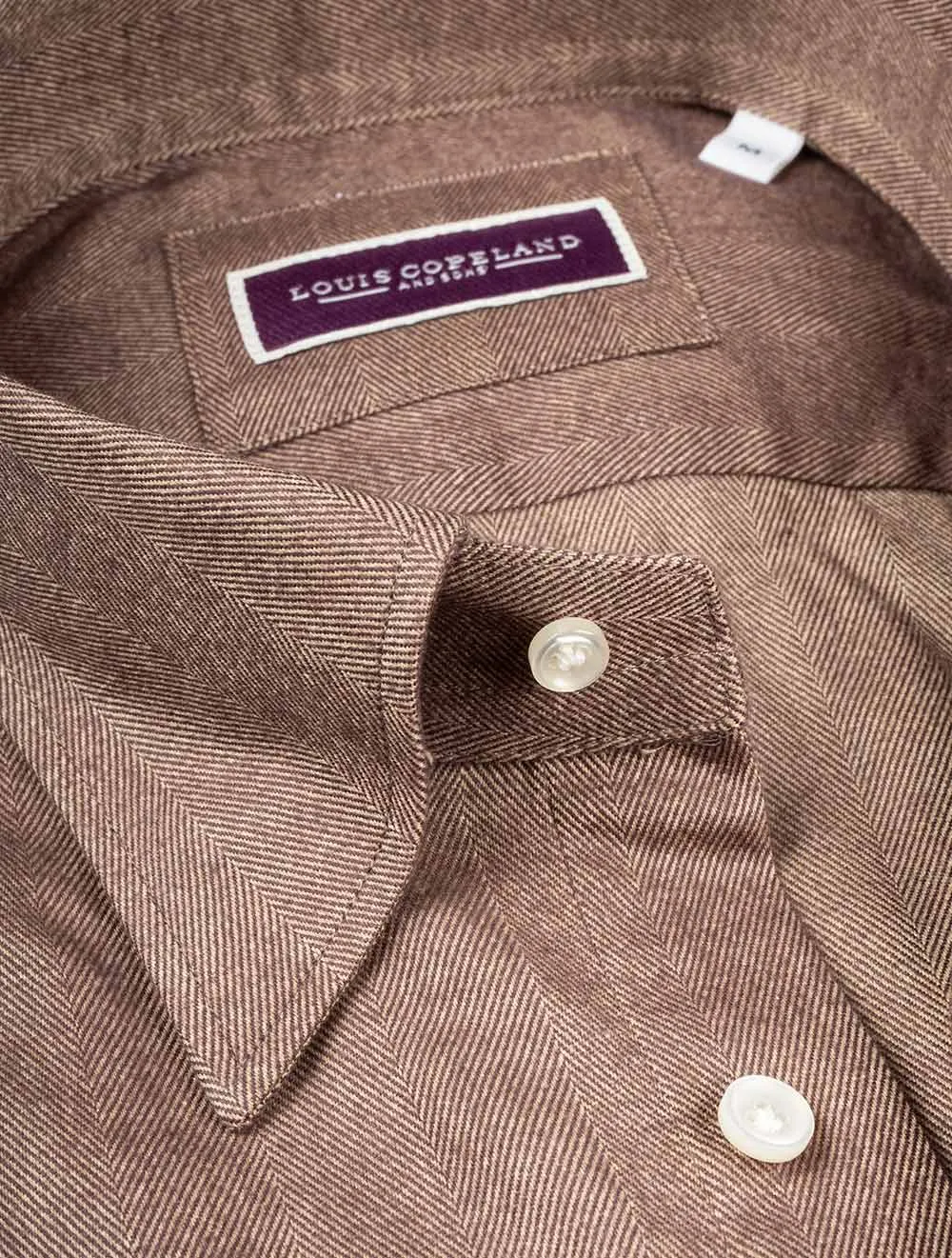 Chemise à boutons en chevron marron