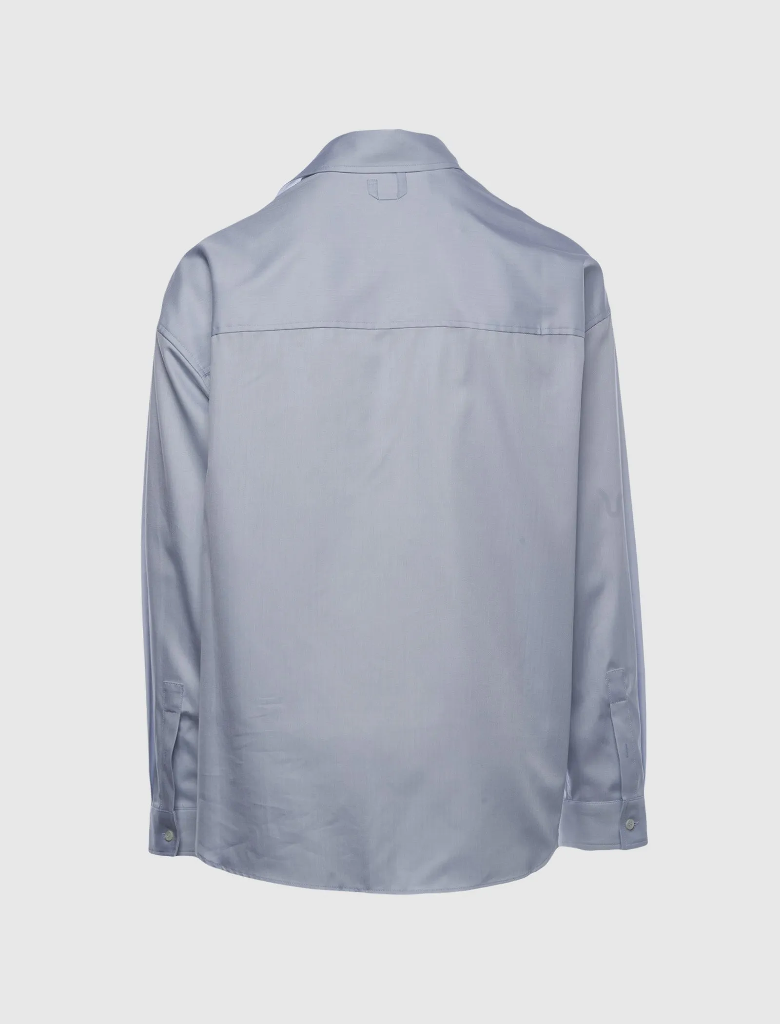 LA CHEMISE À CARREAUX