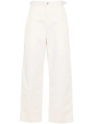 Le Pantalon Jean à Coupe Droite