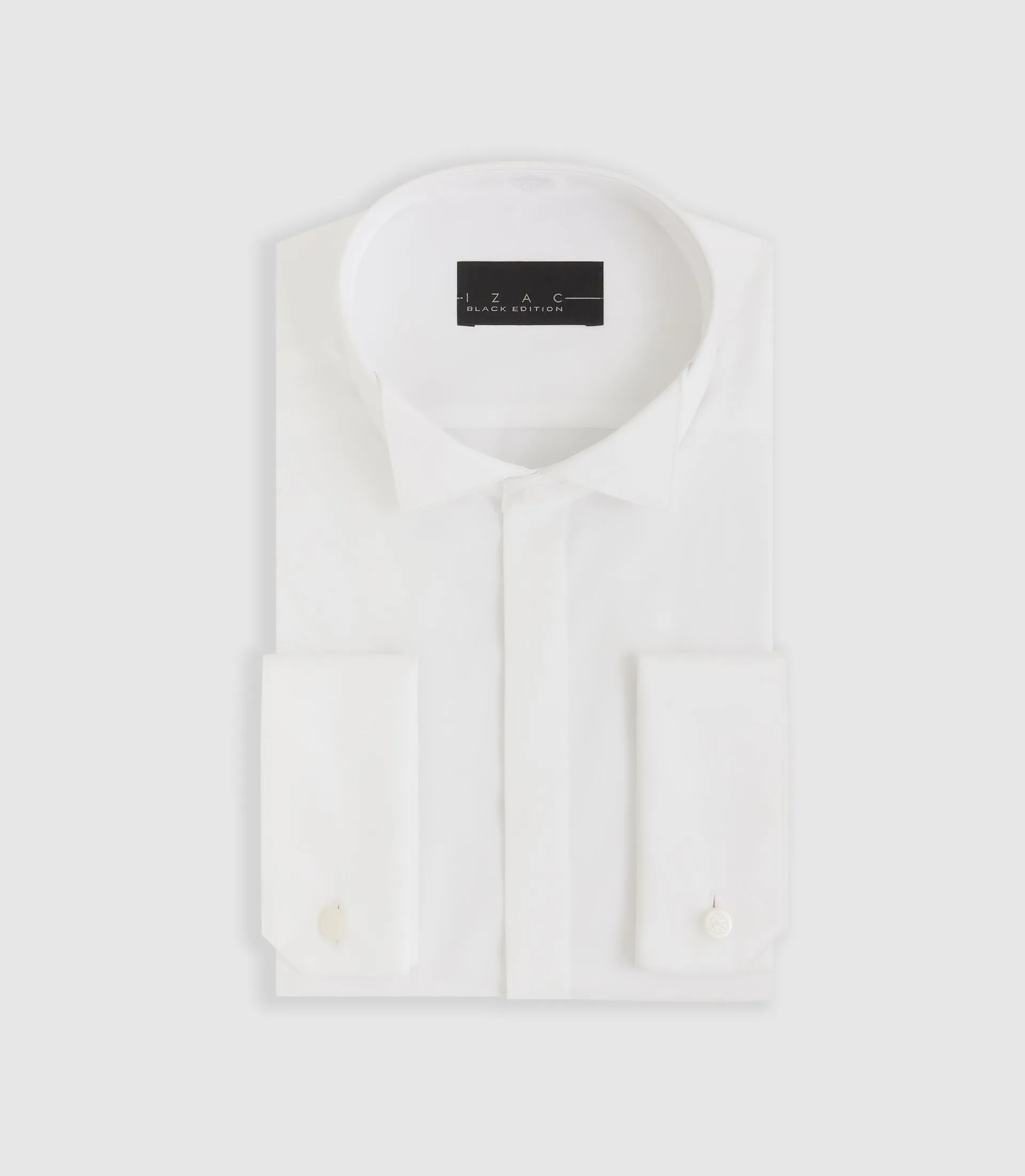 Chemise formelle en satin blanc 