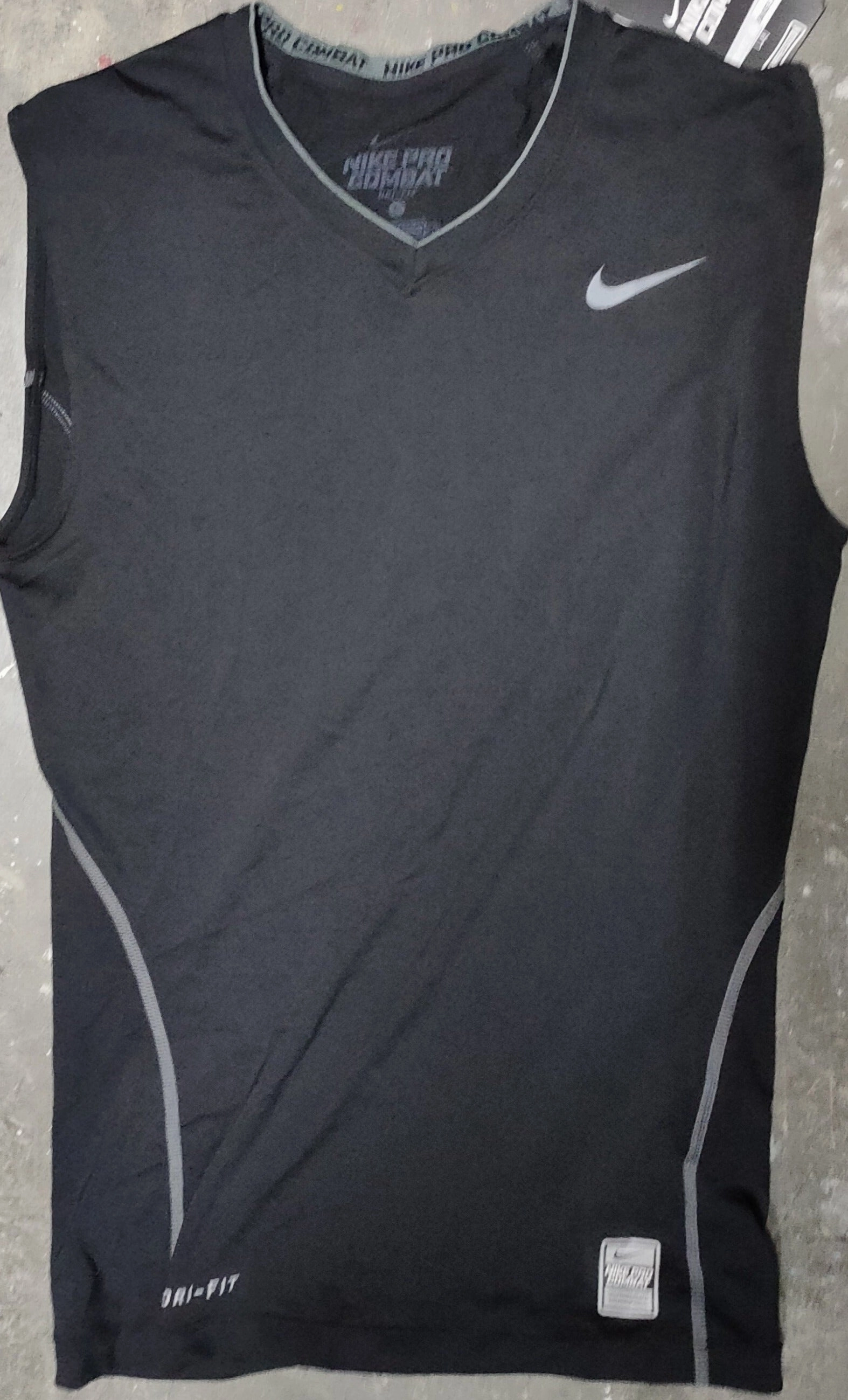 Nike - T-shirt de compression Nike Pro Combat SS à effet frais