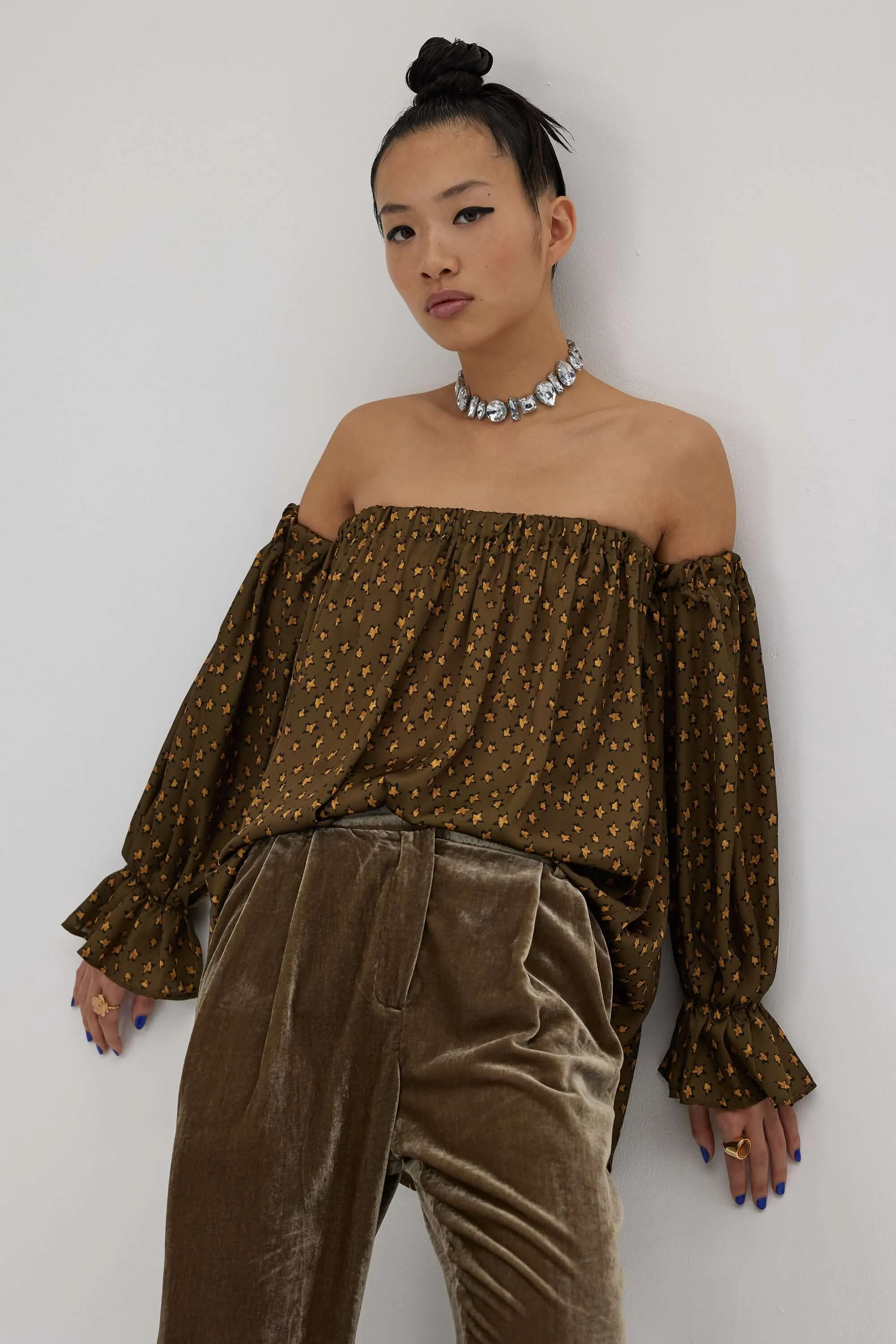 Blouse Penelope en écorce avec motif étoiles désordonnées