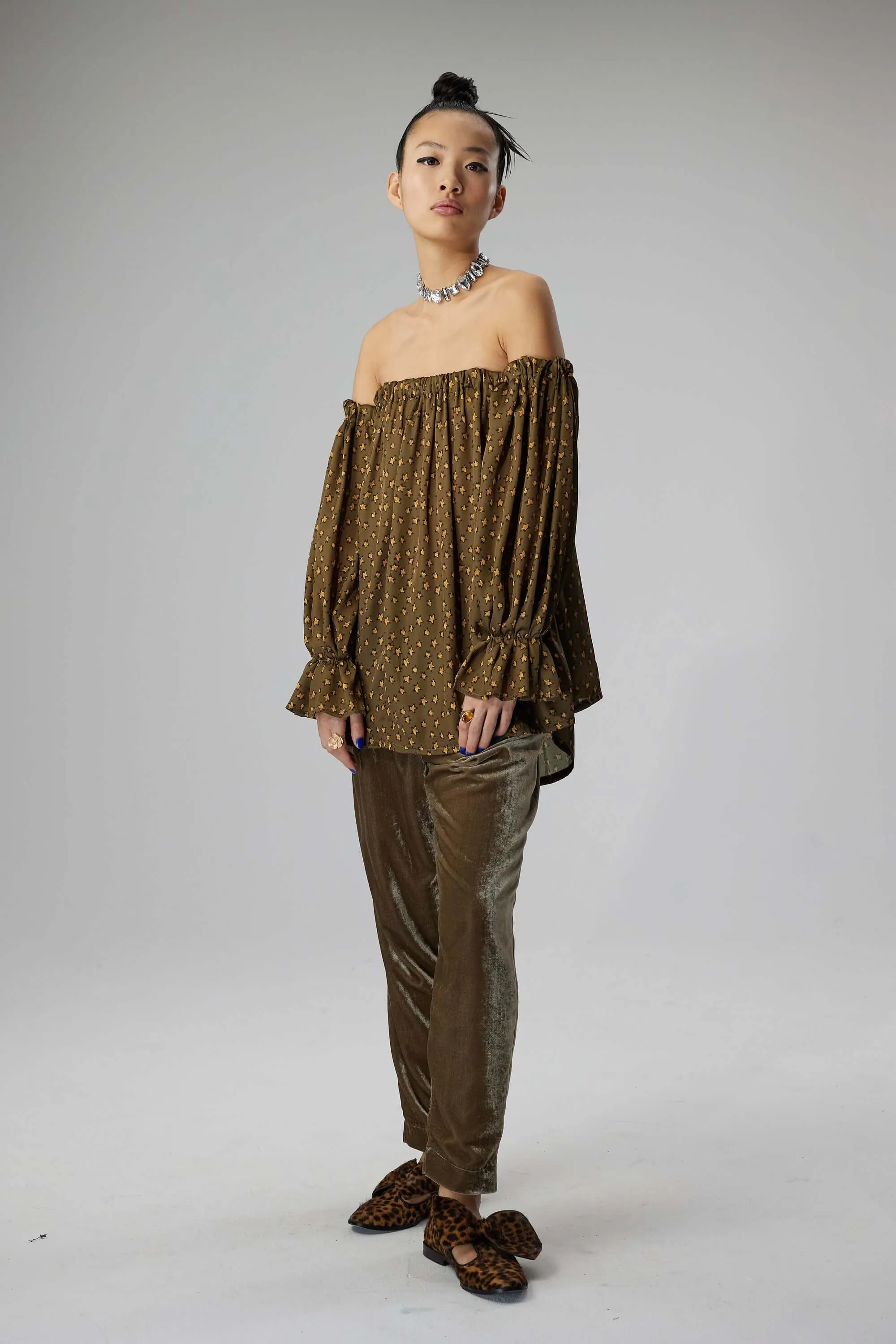 Blouse Penelope en écorce avec motif étoiles désordonnées