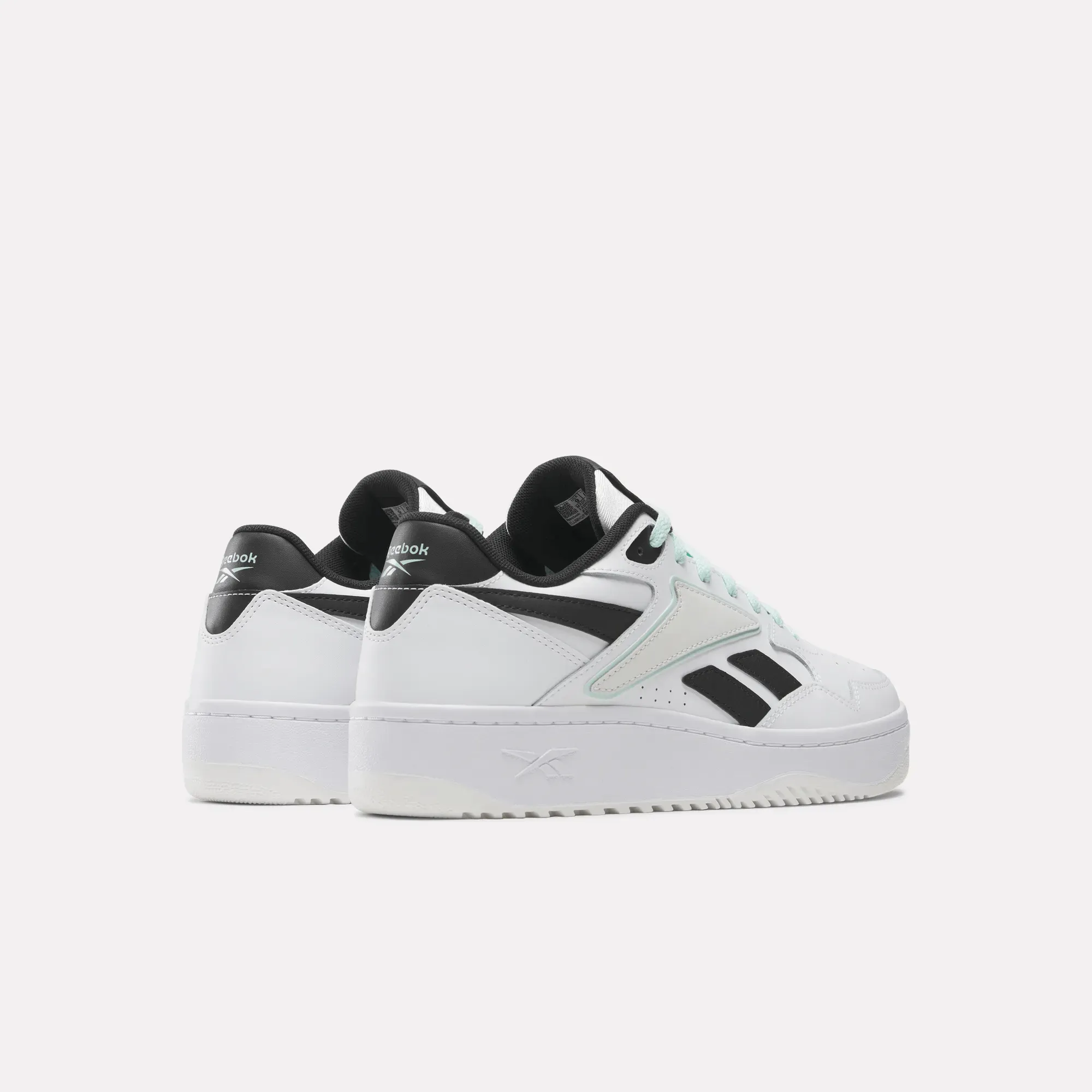 Chaussures de Basketball Rétro ATR Chill Reebok