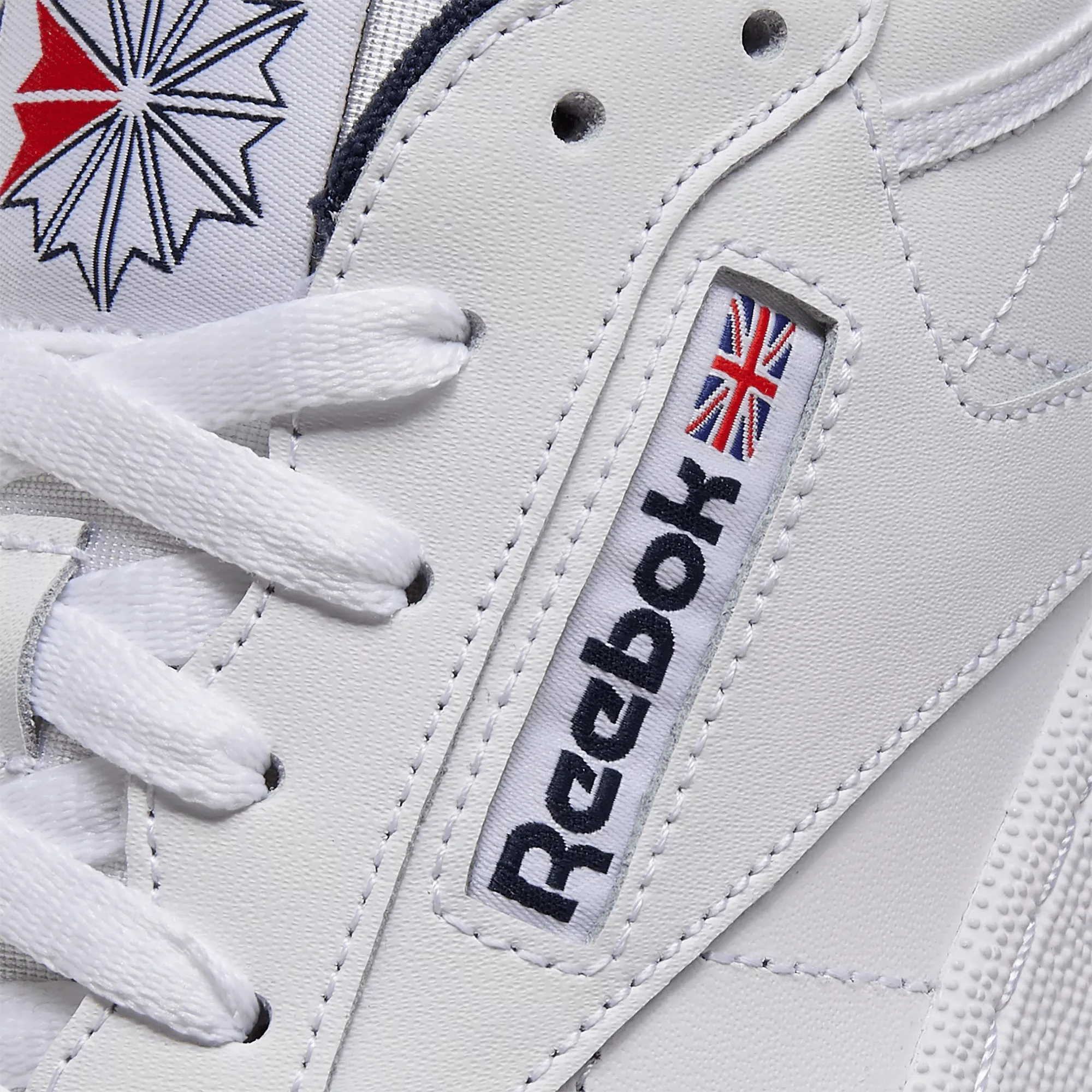 Chaussures Reebok Club C 85