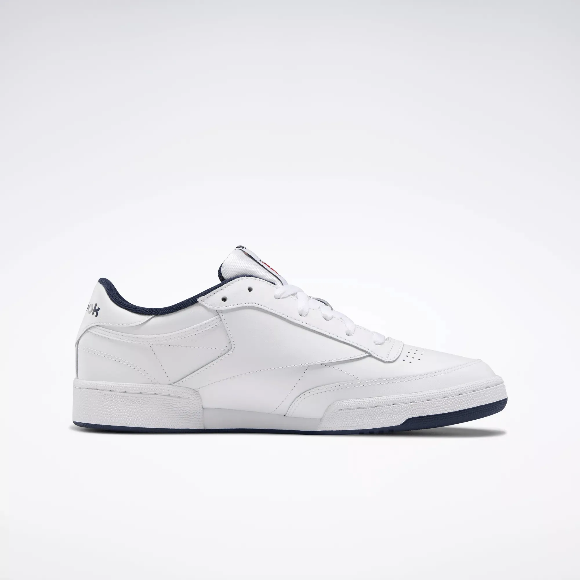 Chaussures Reebok Club C 85