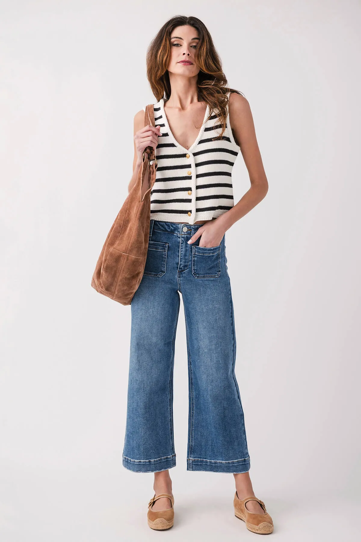 Pantalon court Risen Amelia à poches plaquées
