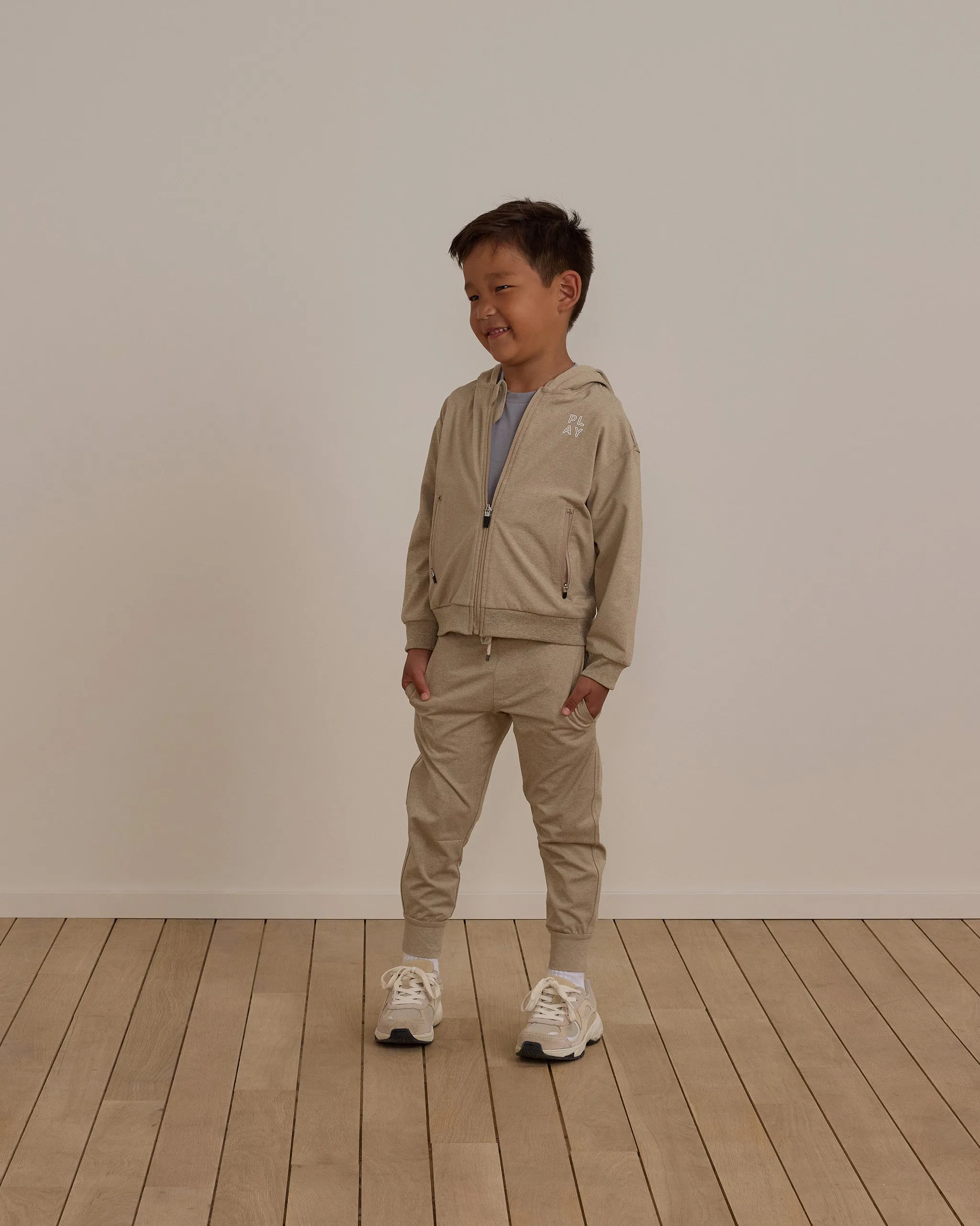 Rylee   Cru Veste à capuche technique à fermeture éclair pour bébés et enfants | Galet chiné