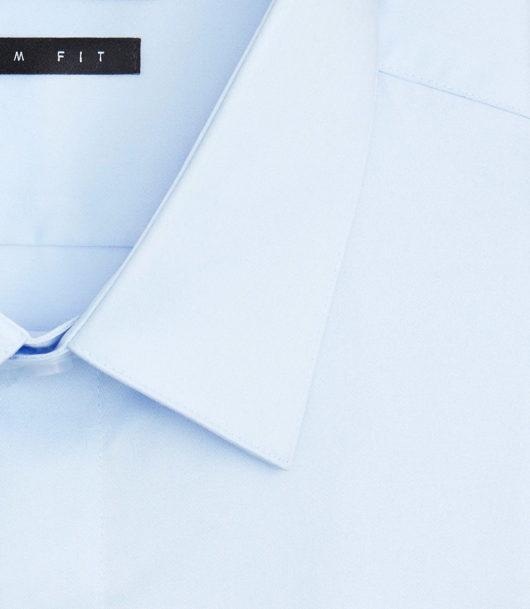 Chemise satinée ajustée 