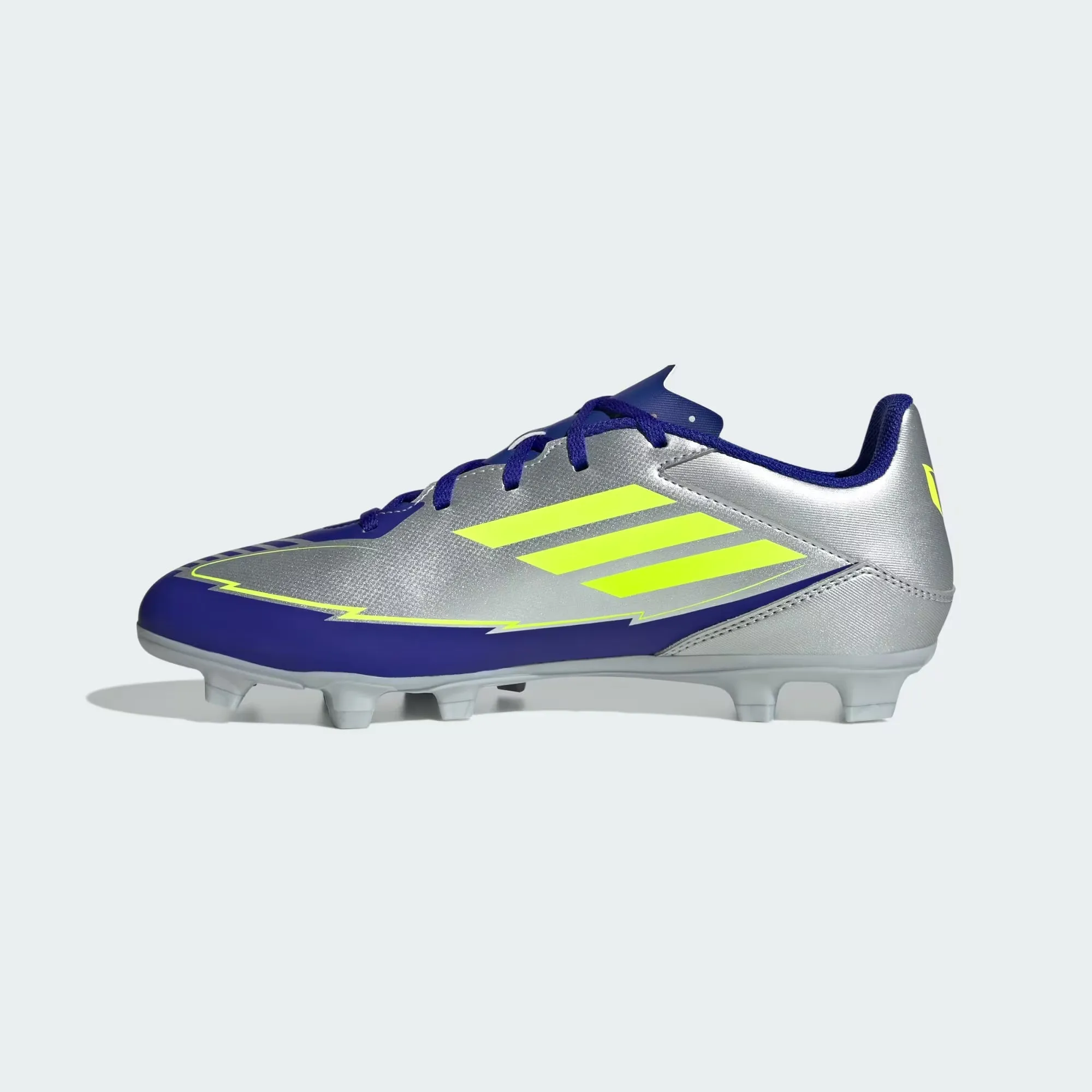 Chaussures Adidas Adulte F50 Club FG Football
