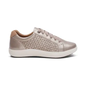 Chaussures Aetrex Femmes Courtney à découpes