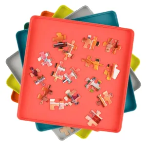 Plateaux de tri empilables pour puzzles