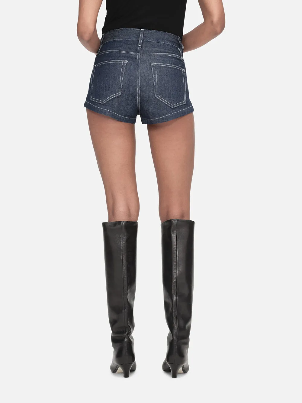 Le Mini Short -- Victoria