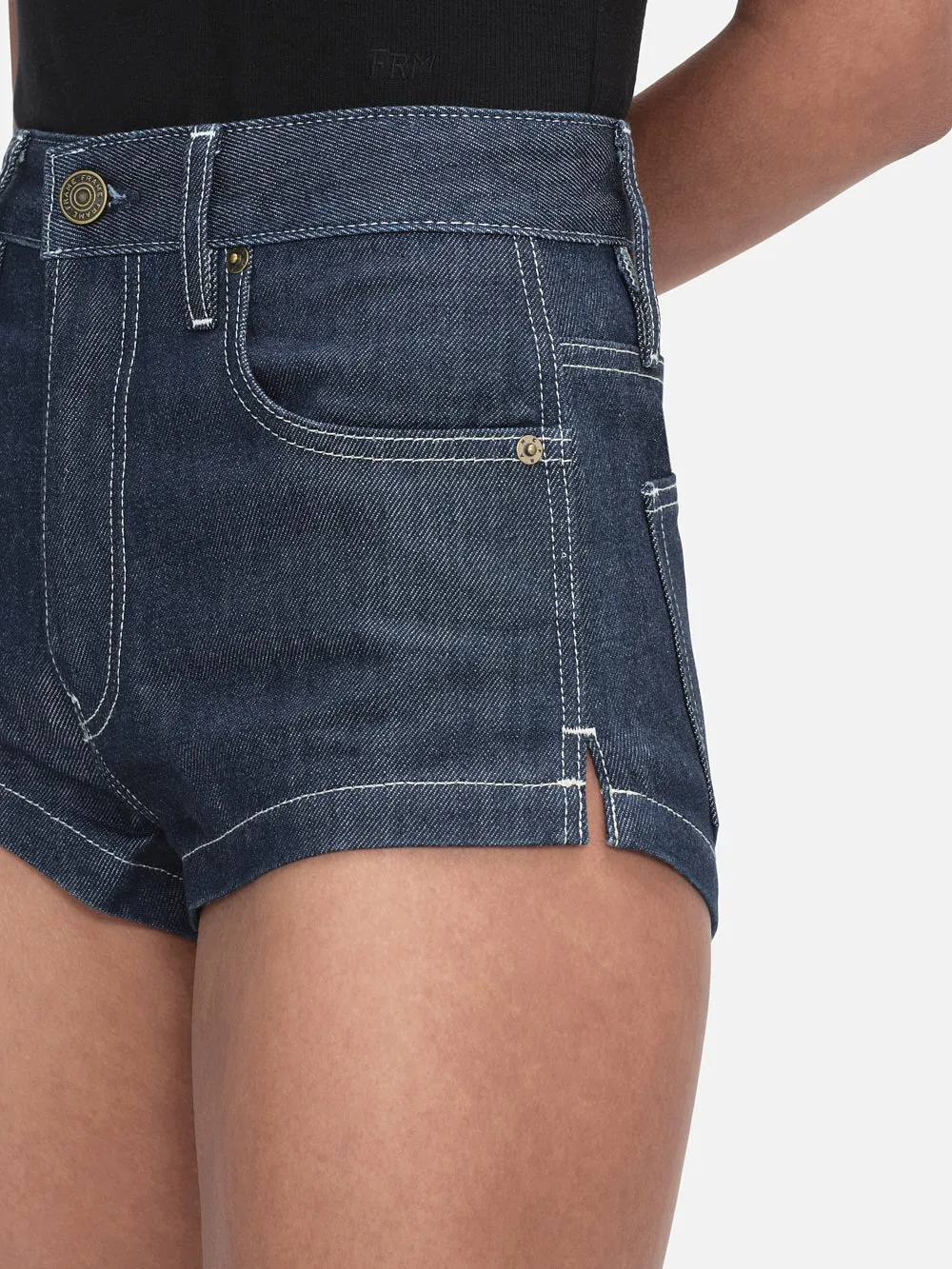 Le Mini Short -- Victoria